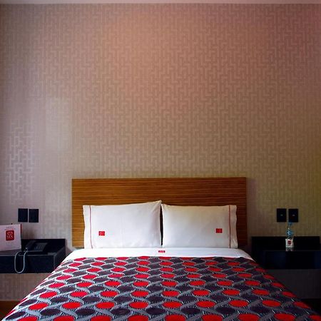 Six Hotel Guadalajara Expiatorio Εξωτερικό φωτογραφία