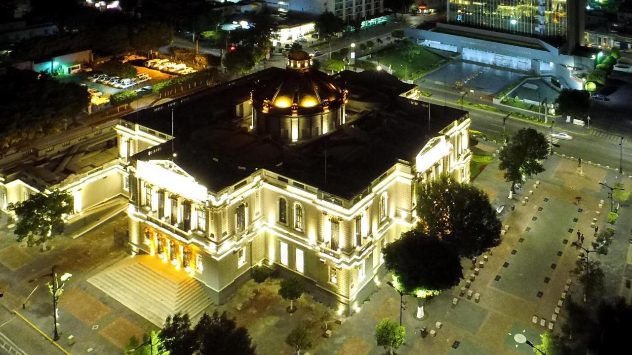 Six Hotel Guadalajara Expiatorio Εξωτερικό φωτογραφία